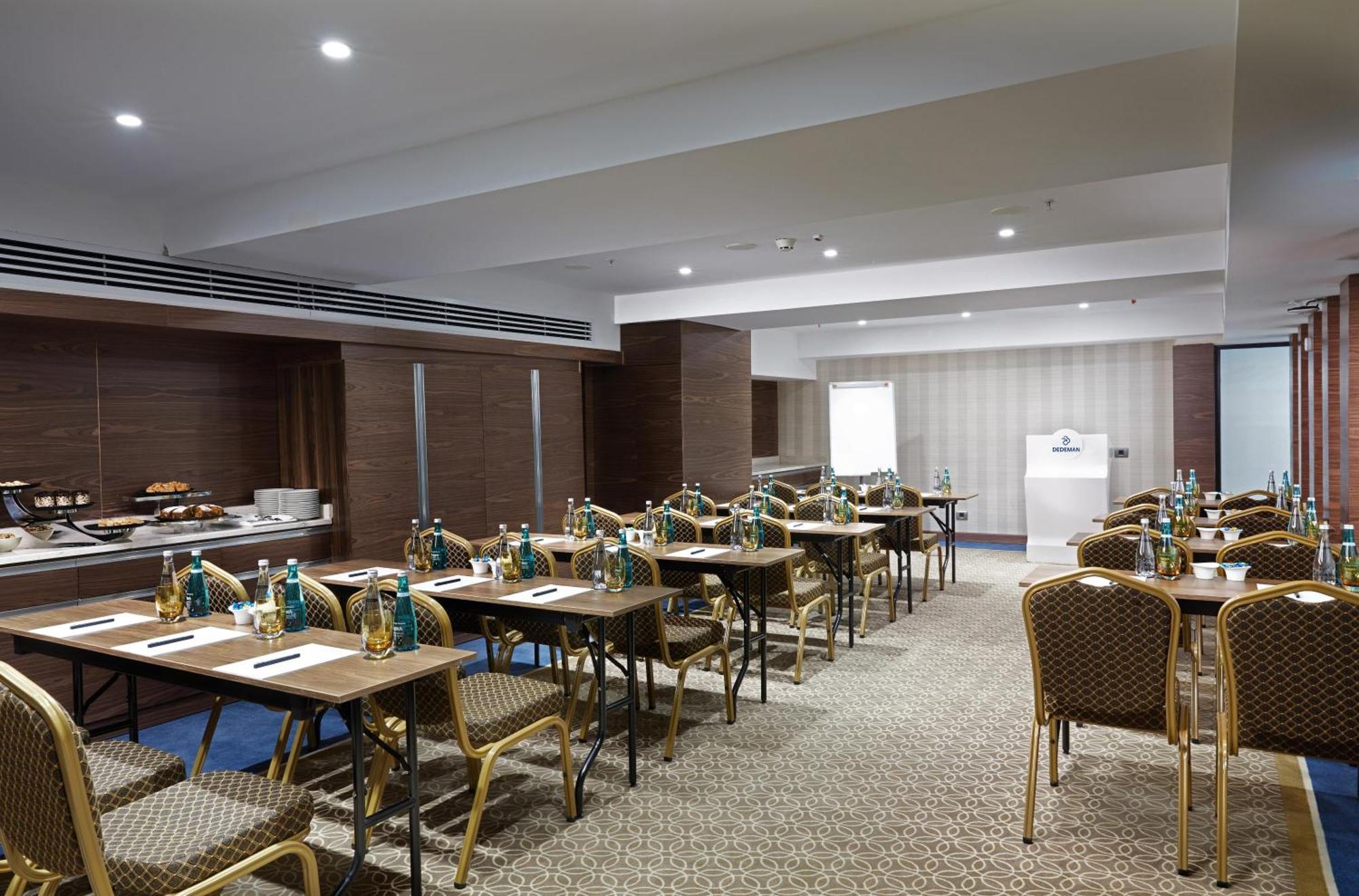 Dedeman Kayseri Exteriör bild